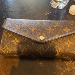 Authentic Louis Vuitton wallet